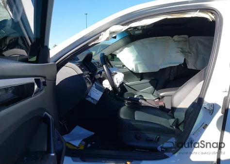 2018 Volkswagen Passat 3.6L V6 Gt z USA, uszkodzony, nr VIN 1VWJM7A3XJC035779